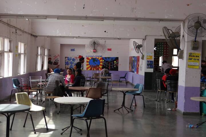 cafeteria